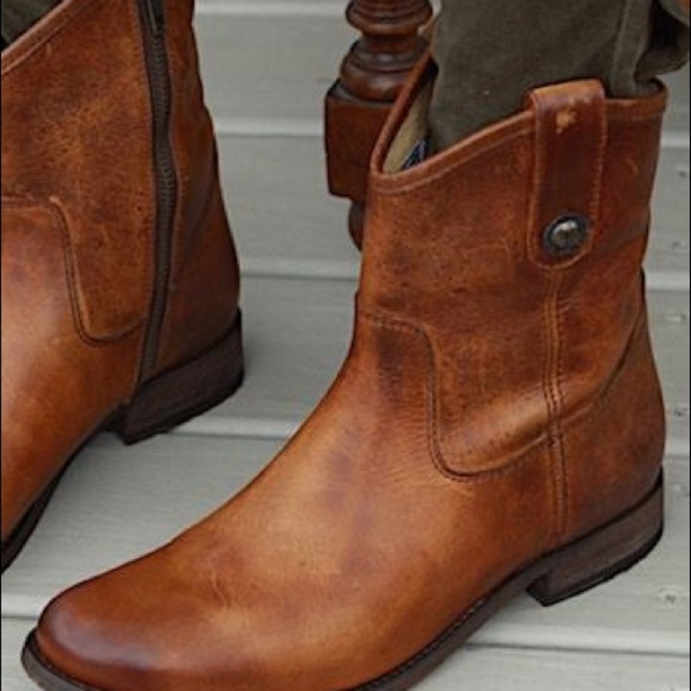 Frye Melissa Button Short Bootie - Picture 2 of 2